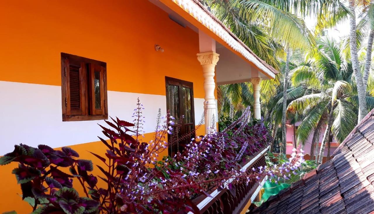 Thriphala Ayurveda Yogashram Apartment Thiruvananthapuram Exterior foto
